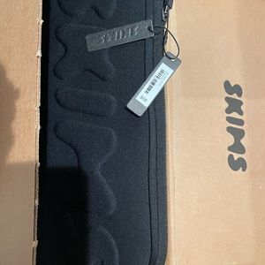 Skims waist trainer size XS